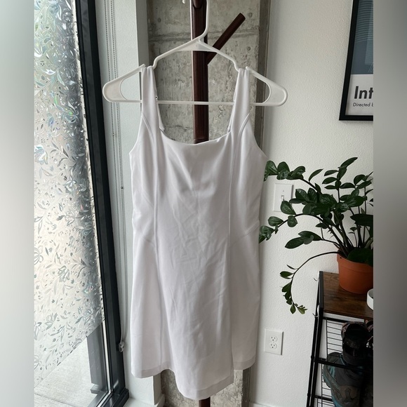 Abercrombie & Fitch YPB Athletic Dress Size Medium - Picture 1 of 3